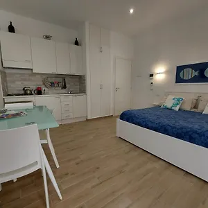 Casa Dei Normanni: Costanza Apartment